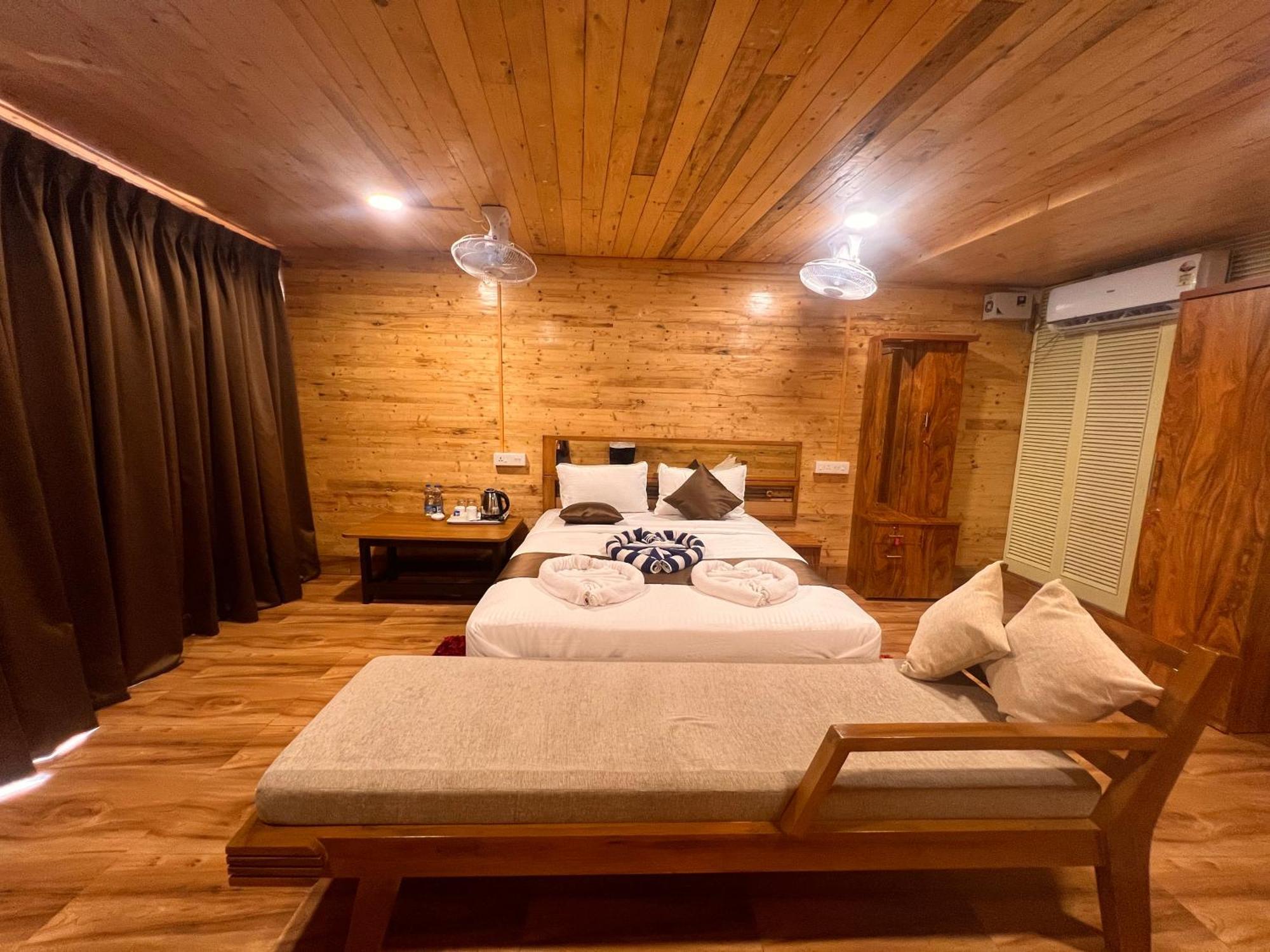 Darsy Residency Agonda Exterior foto